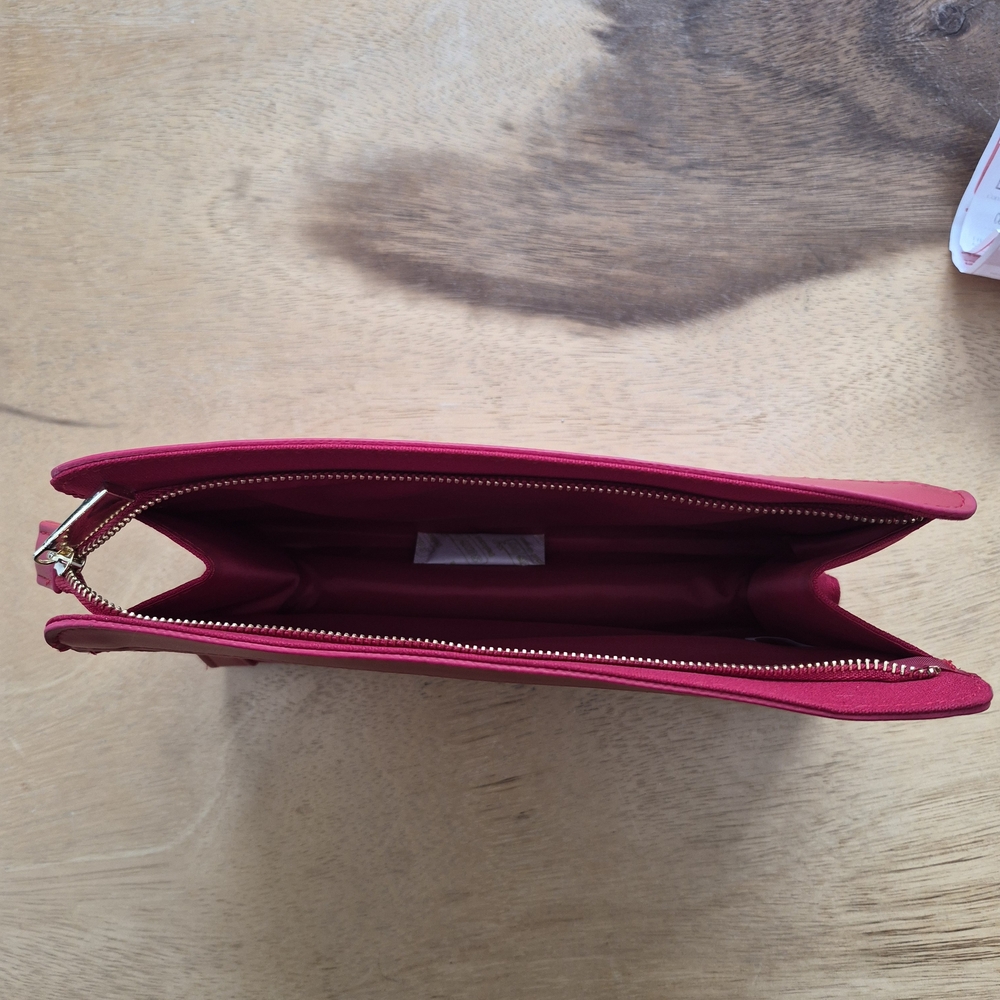 Carolina Herrera Makeup Bag - Picture 3 of 4